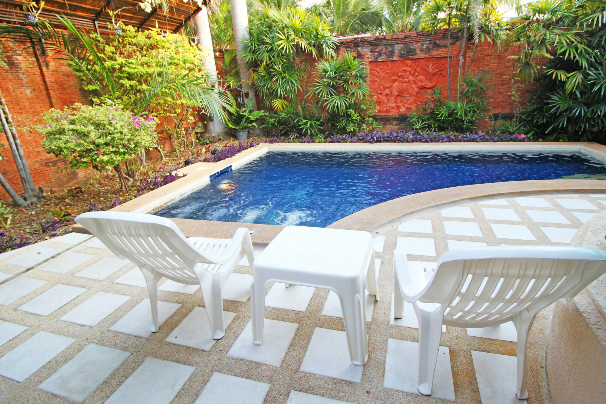 Cosy Beach Pool Villas By Pattaya Sunny Rentals Exterior foto